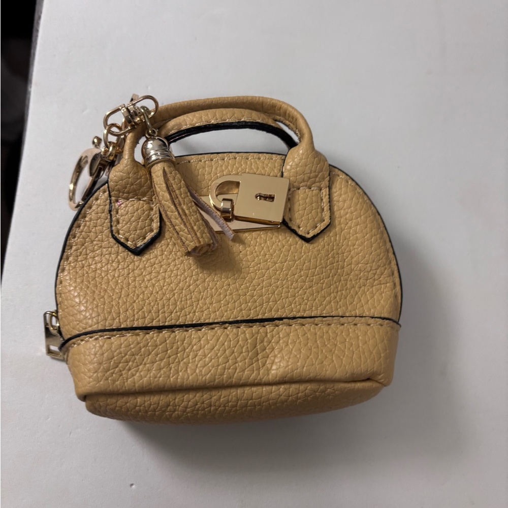 Purse/Key Chain - Picture 6 of 6